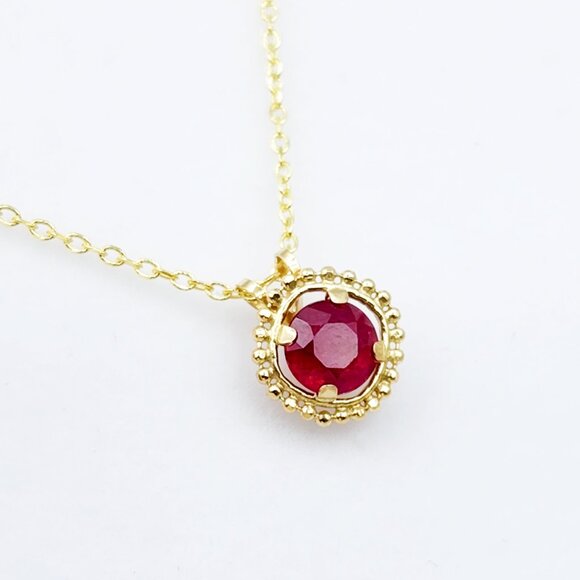10K Yellow Gold Ruby 6x6mm (0.75ct) Pendant - Picture 4 of 6